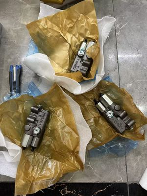 ขายตรงจากโรงงาน ขนาดมาตรฐาน Cat305.5E2 พั๊มไฮดรอลิก / โซเลนอยด์ ความต้านทานความร้อนสูง